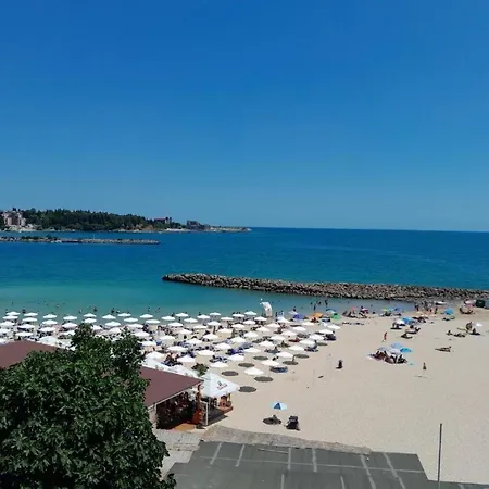 карел Hotell Nesebar