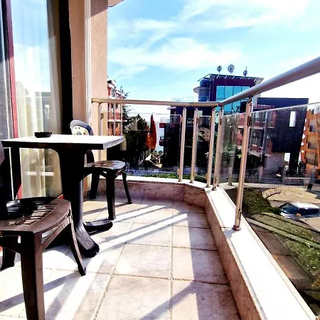 карел Hotell Nesebar