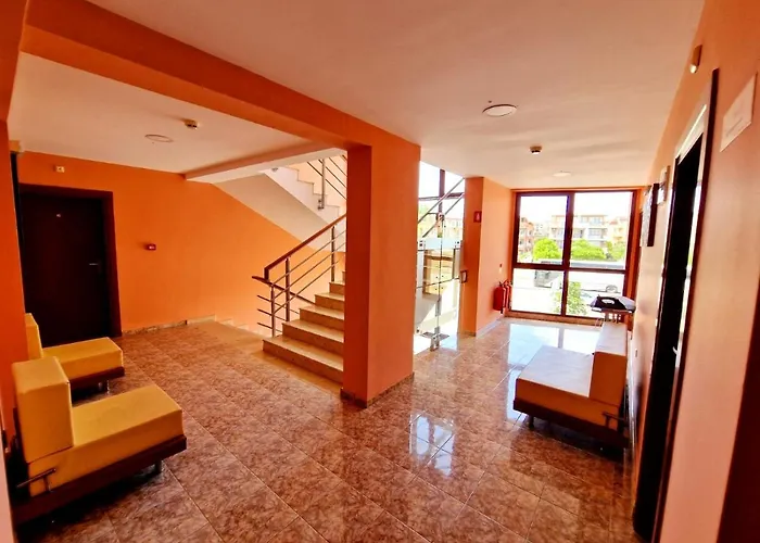 карел Хотел