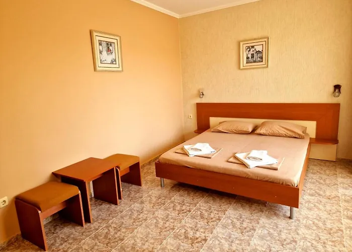 карел Несебър