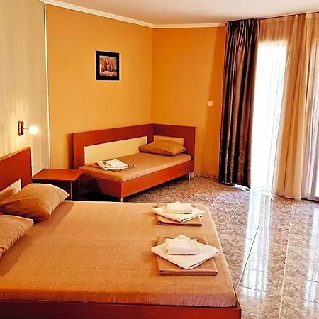 карел Hotel Nessebar