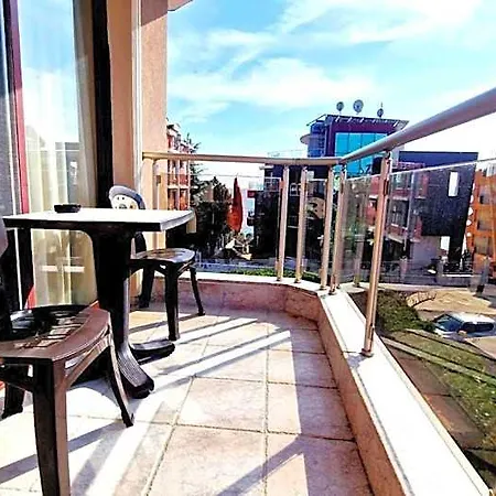 карел Nessebar