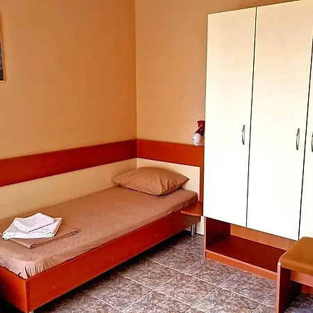 Hotel карел *